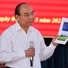 Chủ tịch nước Nguyễn Xuân Phúc: Tp.HCM cần đẩy nhanh cao tốc Mộc Bài.
