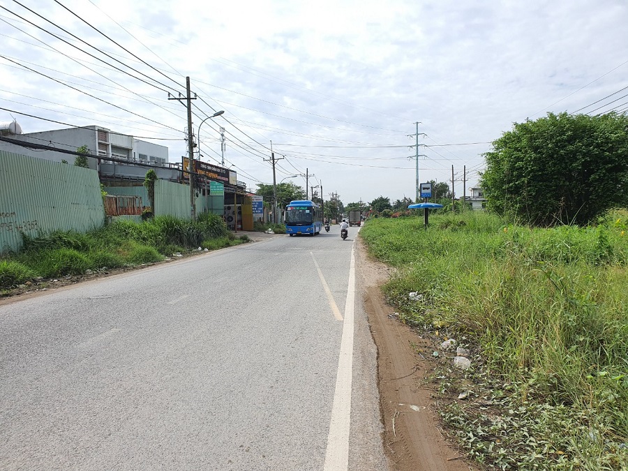 Lô đất mặt tiền đường tỉnh lộ 15 đoạn tiếp giáp với đại phận Hóc Môn