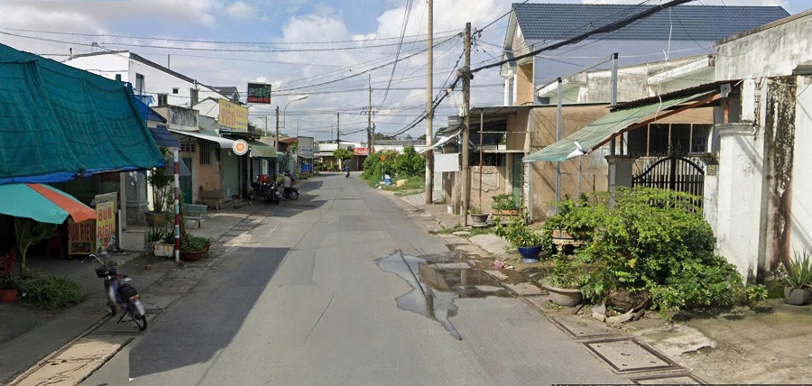 Hình chụp đường trước xưởng Tân Phú Trung Củ Chi