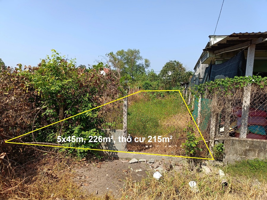 Hình chụp lô đất MT đường Lý Thị Xâm Củ Chi đang chào bán